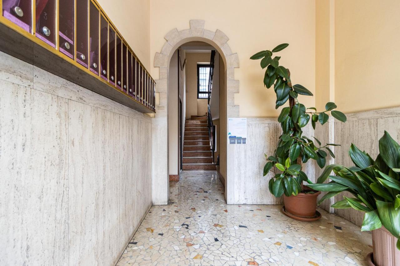 ميلان Duomo A 20Minuti Comfort, Suite Vicino Aeroporto المظهر الخارجي الصورة